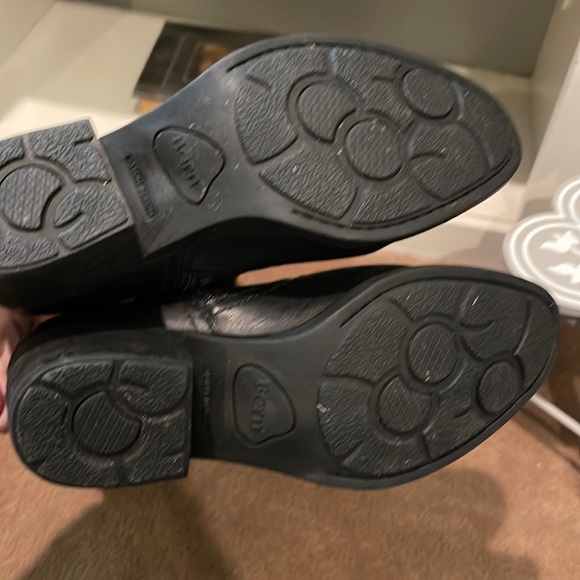 Born leather women’s boots 7.5 - Picture 4 of 8